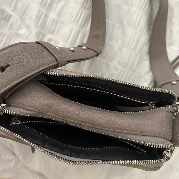 All saints Vincent taupe leather crossbody bag - Picture 6 of 7